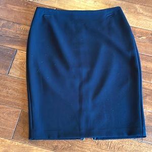 NWOT NEW YORK & COMPANY Black Pencil Skirt Adjustable Slit with Zipper Size 6
